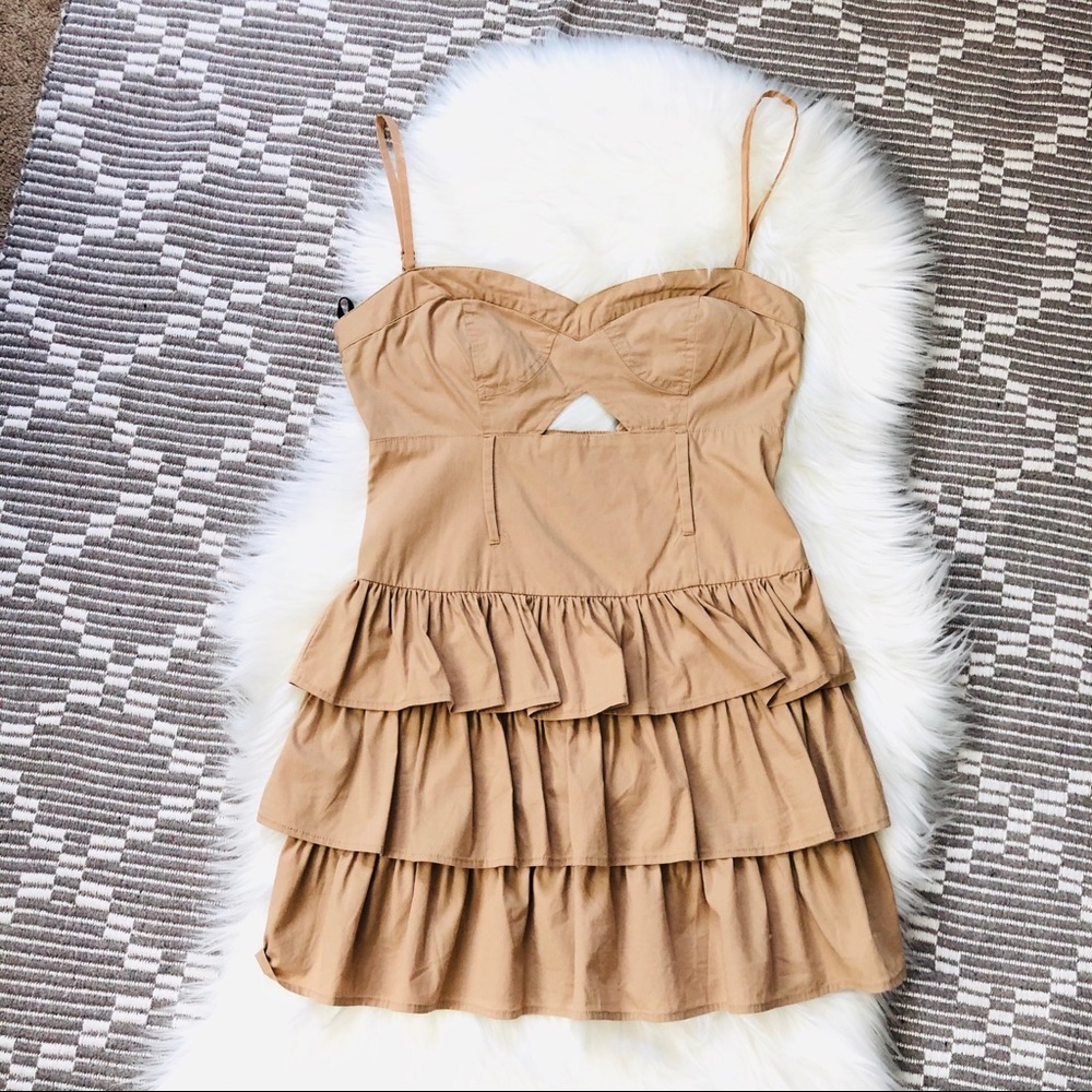2B BEBE Ruffled Tan Dress M